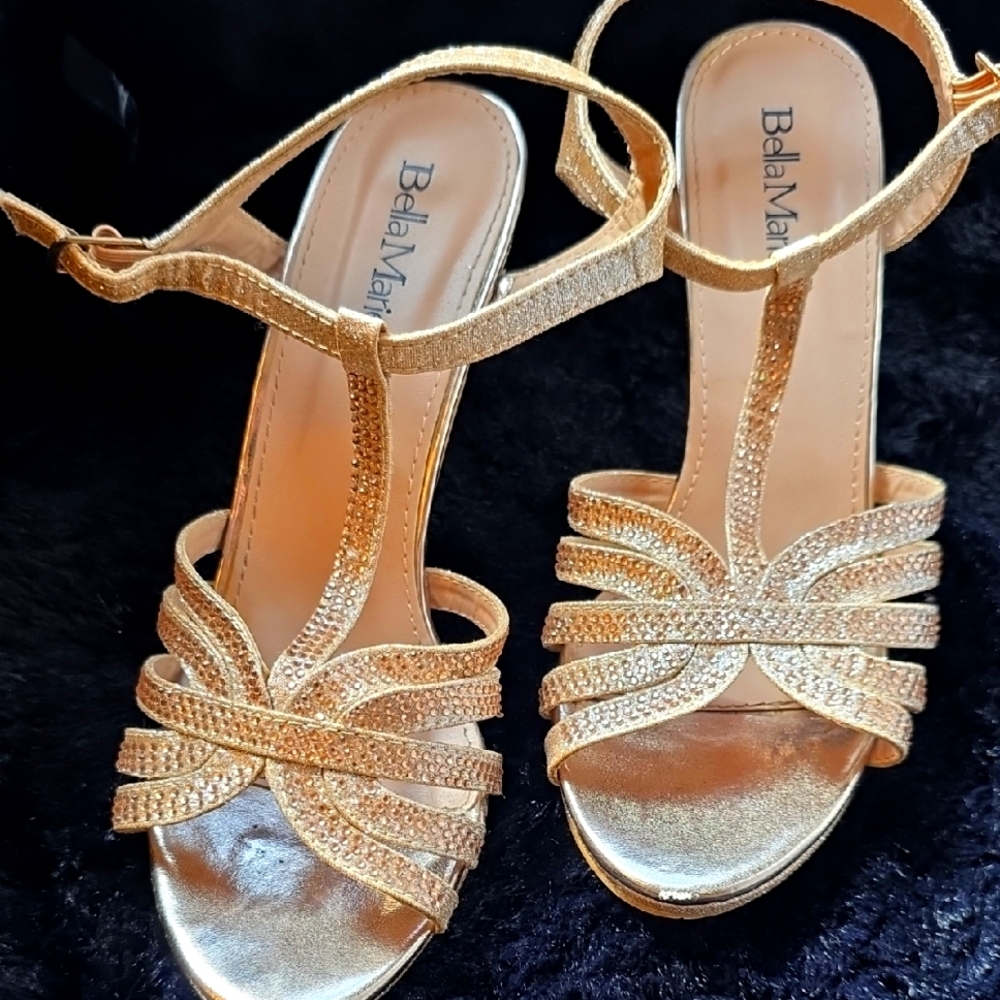 Bella Marie Champagne Glitter Women's Sandals